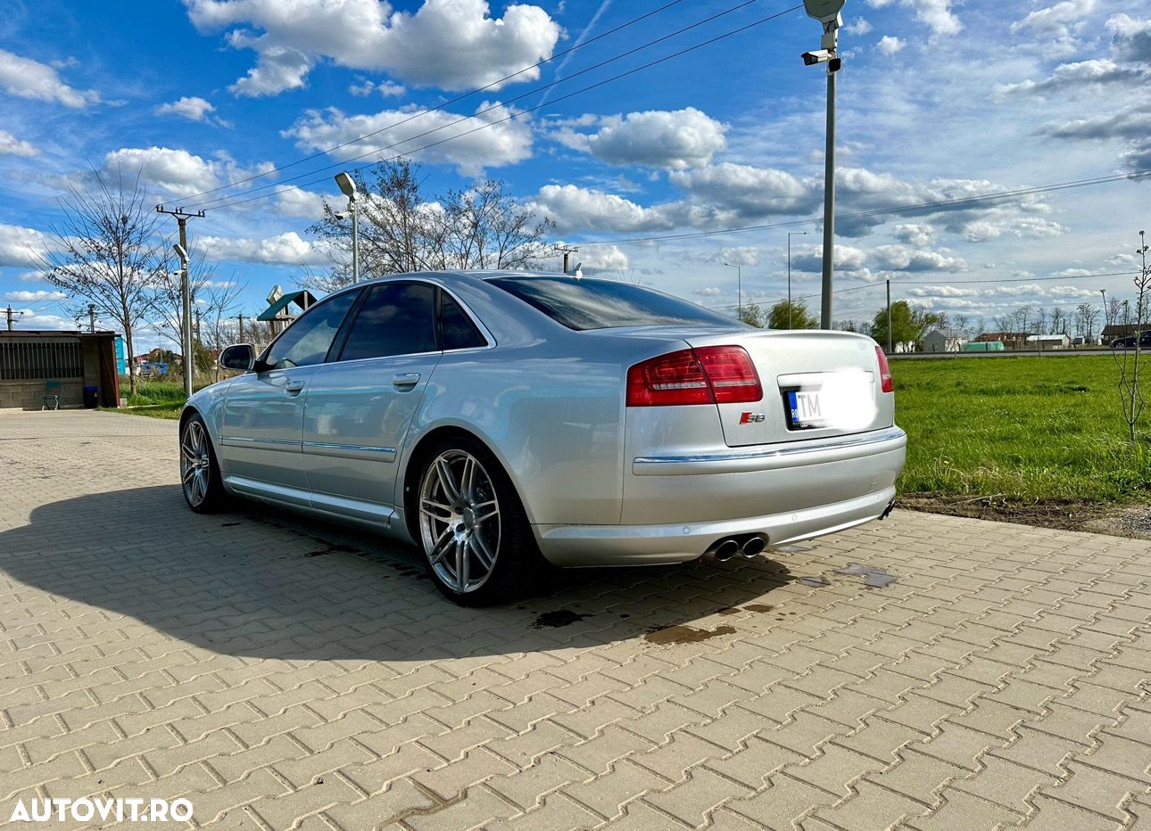Audi S8 - 5