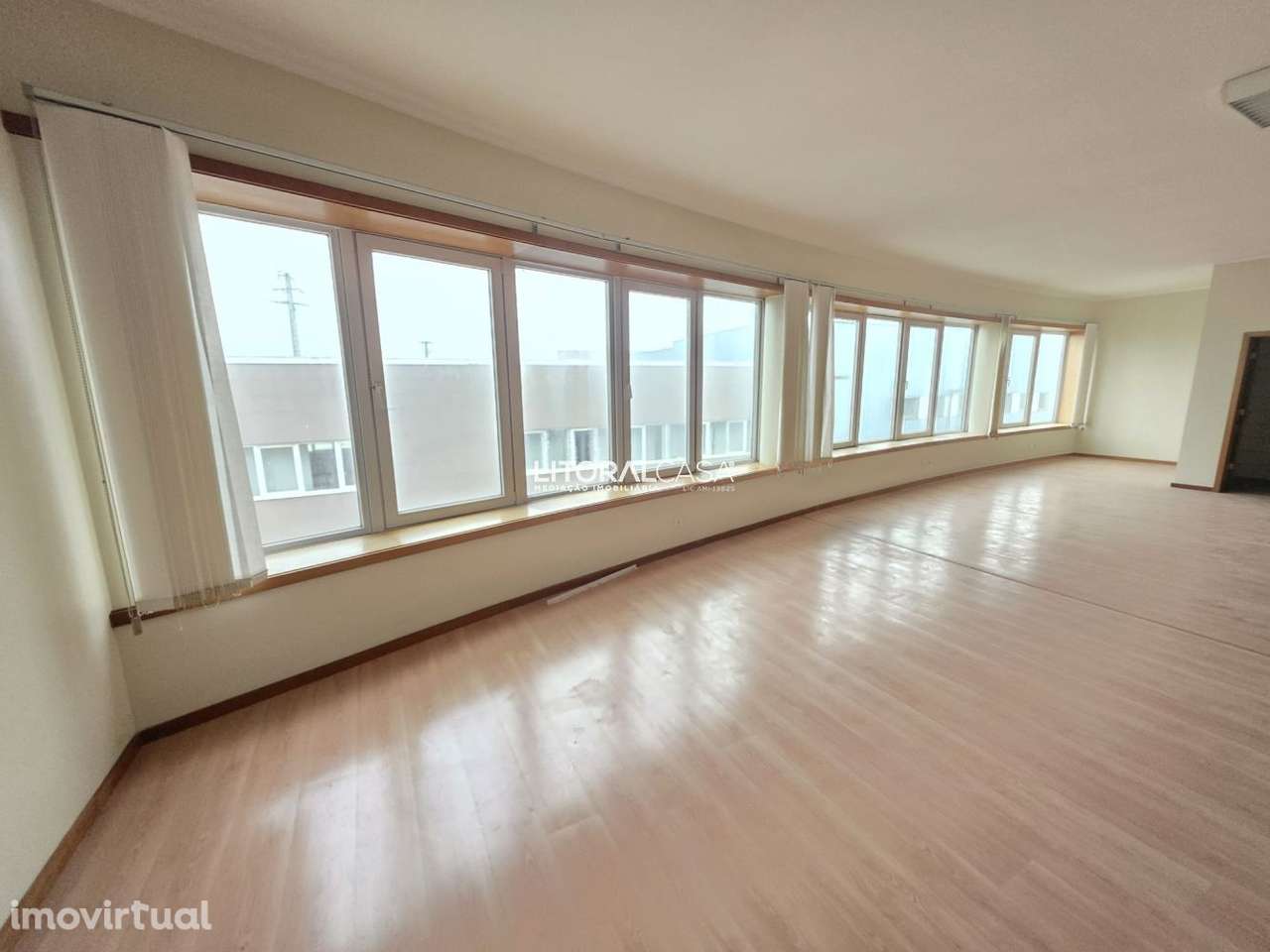 Escritório - Grande imagem: 2/13