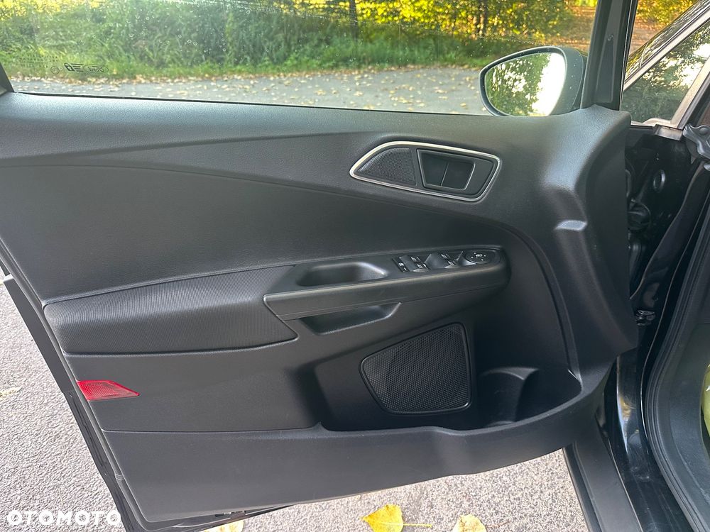 Ford B-MAX 1.6 TDCi Titanium - 11
