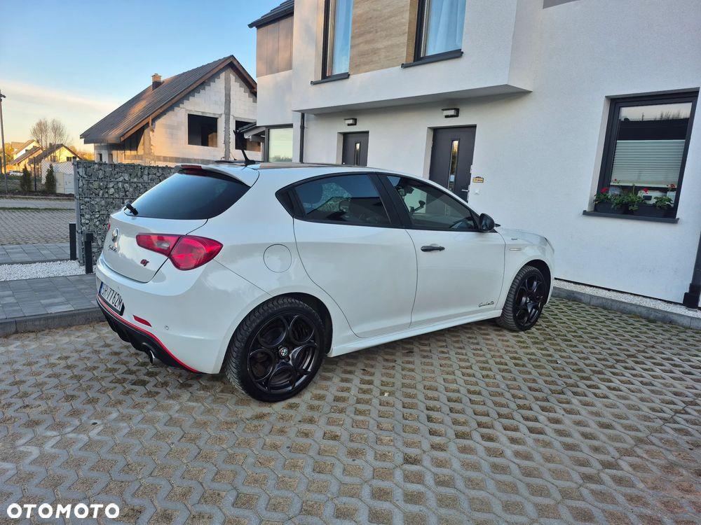 Alfa Romeo Giulietta 2.0 JTDM 16V Sprint - 5