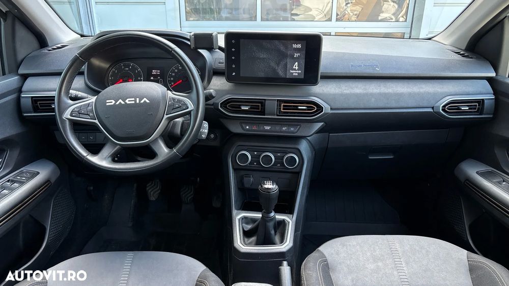 Dacia Sandero Stepway TCe 90 MT6 Essential - 8