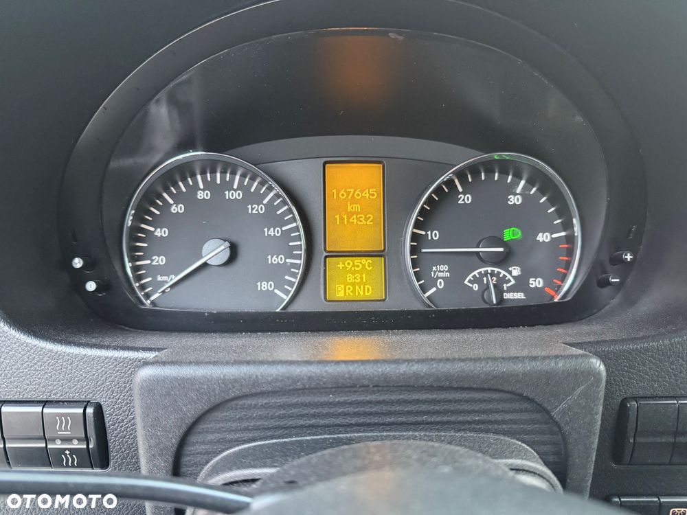 Mercedes-Benz Sprinter - 7