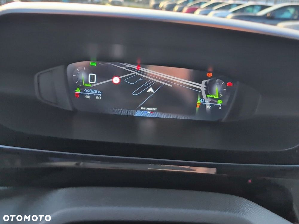 Peugeot 308 1.2 PureTech Allure S&S - 18