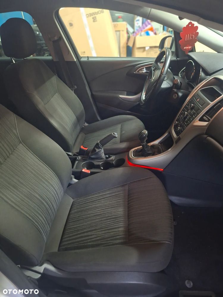 Opel Astra - 17