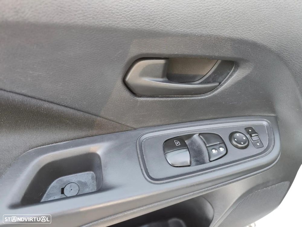 Nissan Micra 1.5 dCi N-Connecta S/S - 15