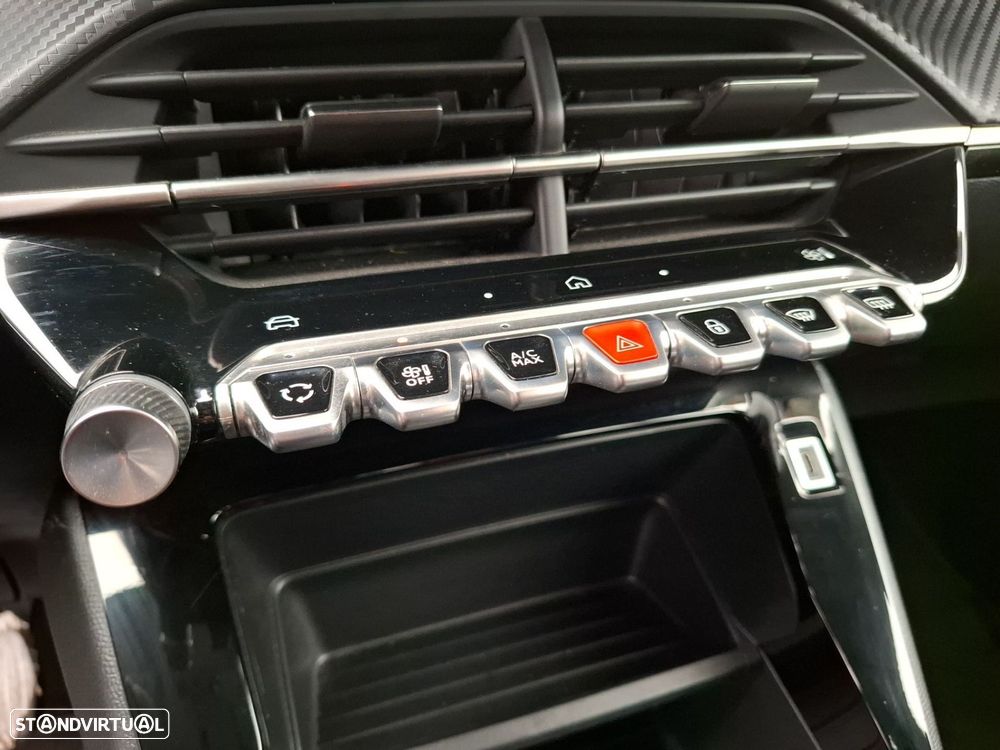 Peugeot 208 1.2 PureTech Active Pack - 20