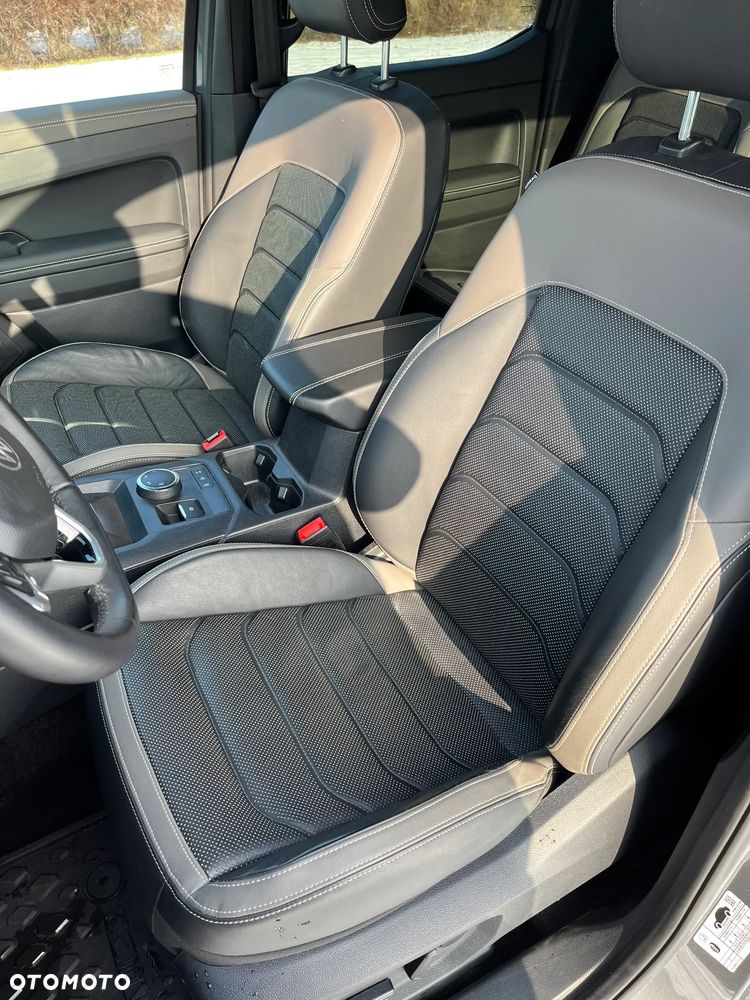 Volkswagen Amarok - 11