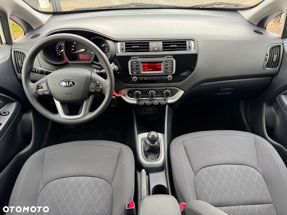 Kia Rio 1.2 Attract - 20