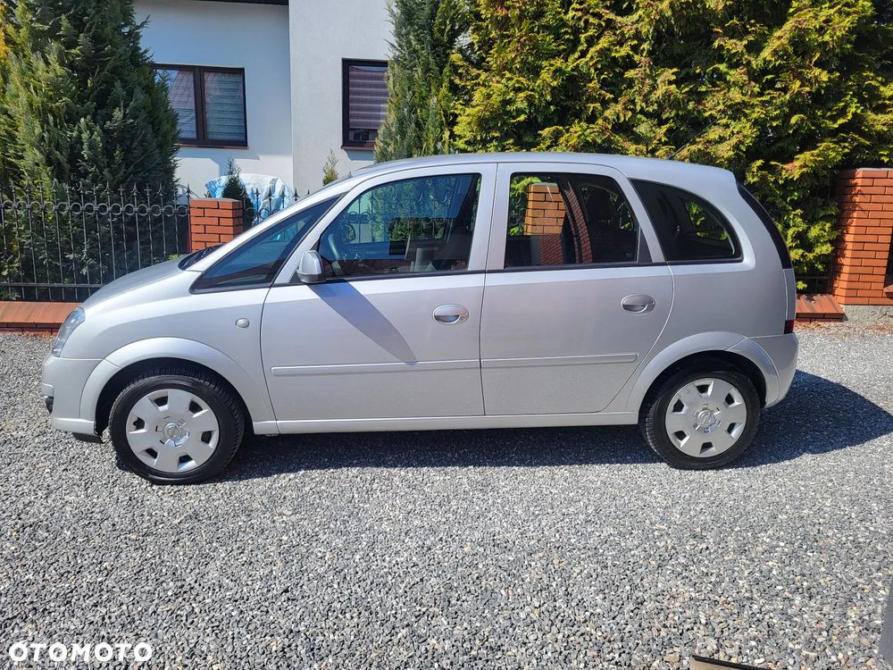 Opel Meriva 1.6 Essentia - 20