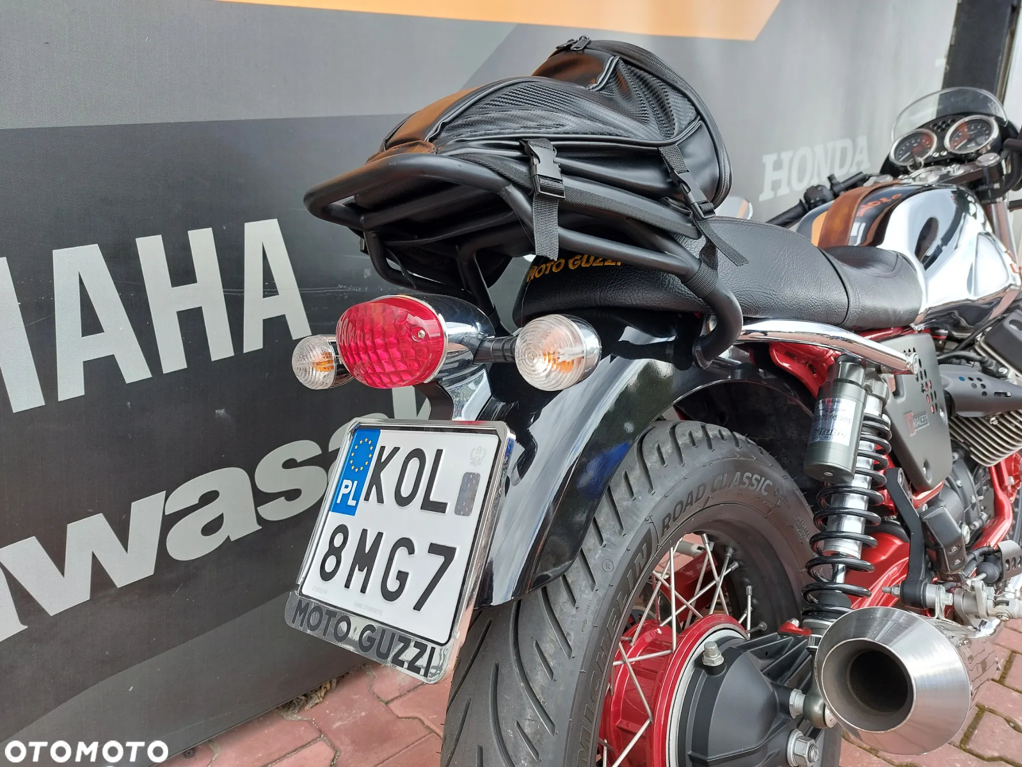 Moto Guzzi V7 - 8