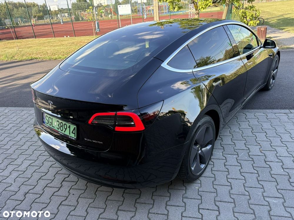 Tesla Model 3 - 7