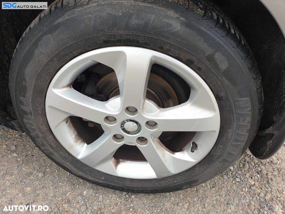 Set 4 Jante Roti Aliaj 5x112 205 60 16 R16 Audi A3 8P 2004 - 2013 Cod sdgj16bo2f5 - 5