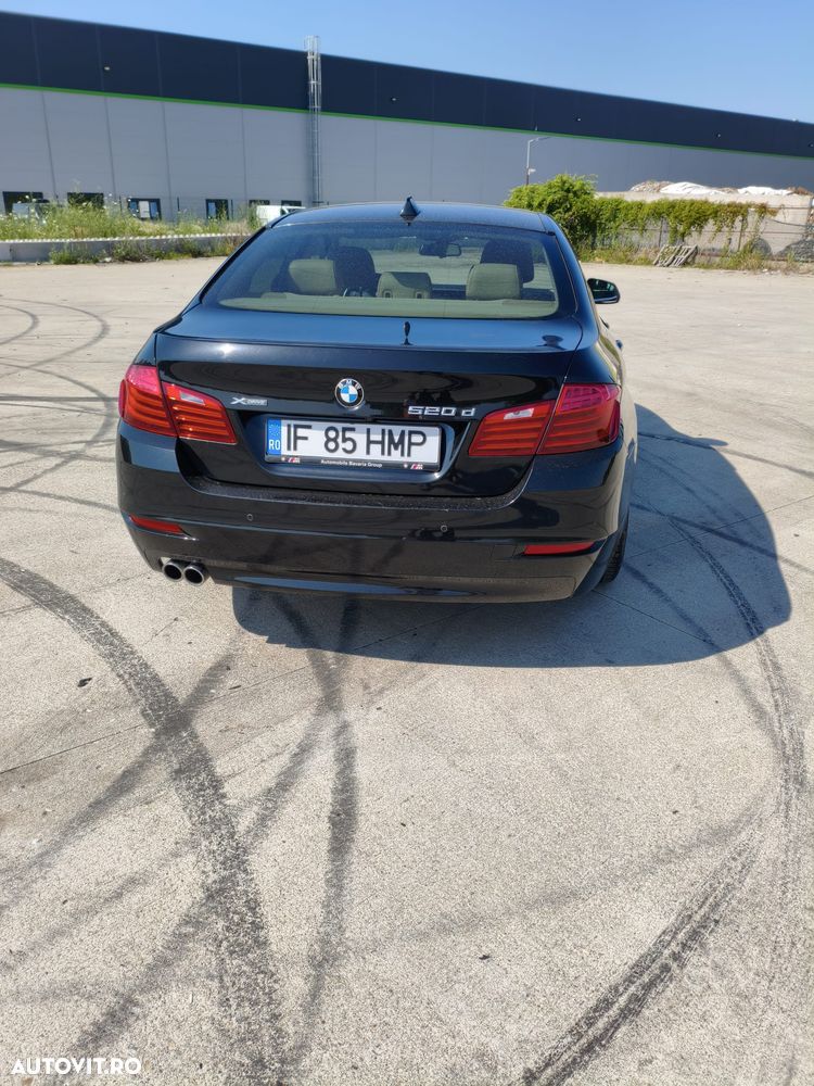BMW Seria 5 520d xDrive AT - 2