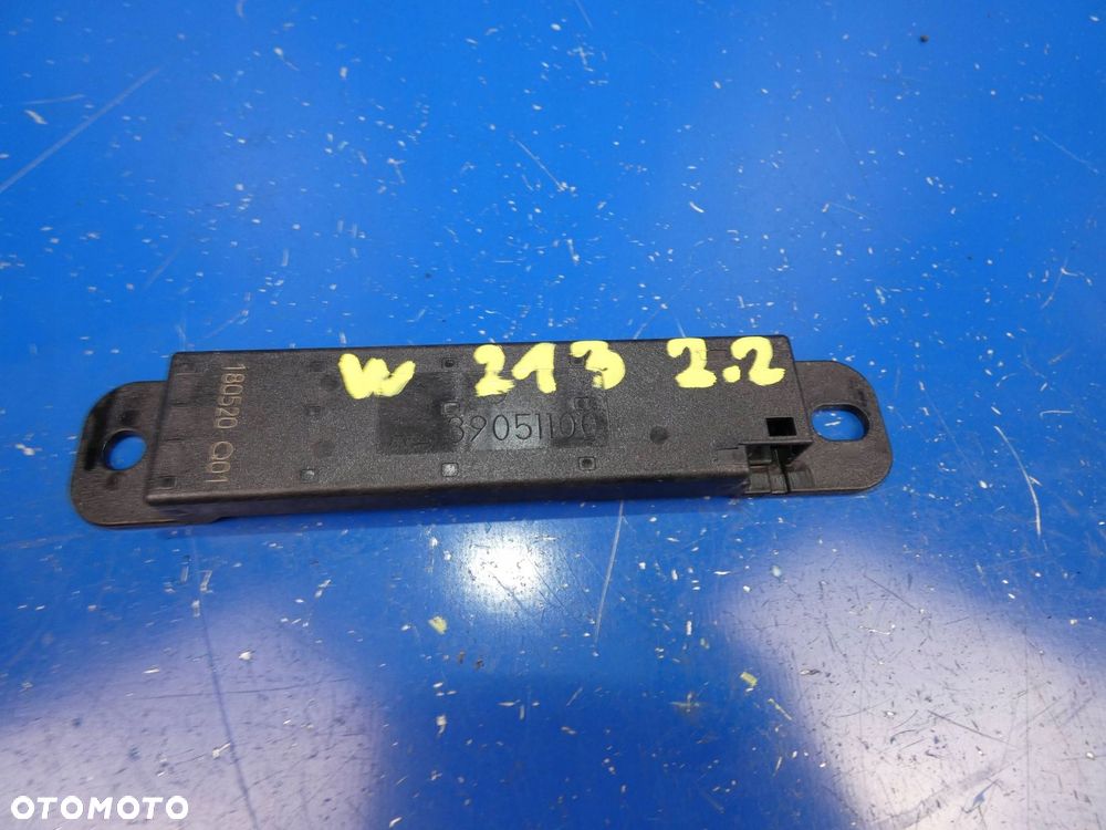 MERCEDES E KLASA W213 W205 MODUŁ WZMACNIACZ ANTENY ANTENA - 1