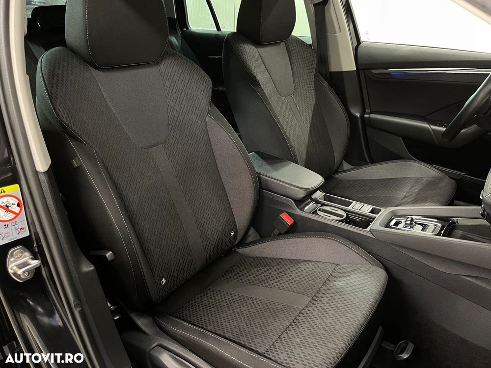 Skoda Octavia 2.0 TDI DSG Style - 10