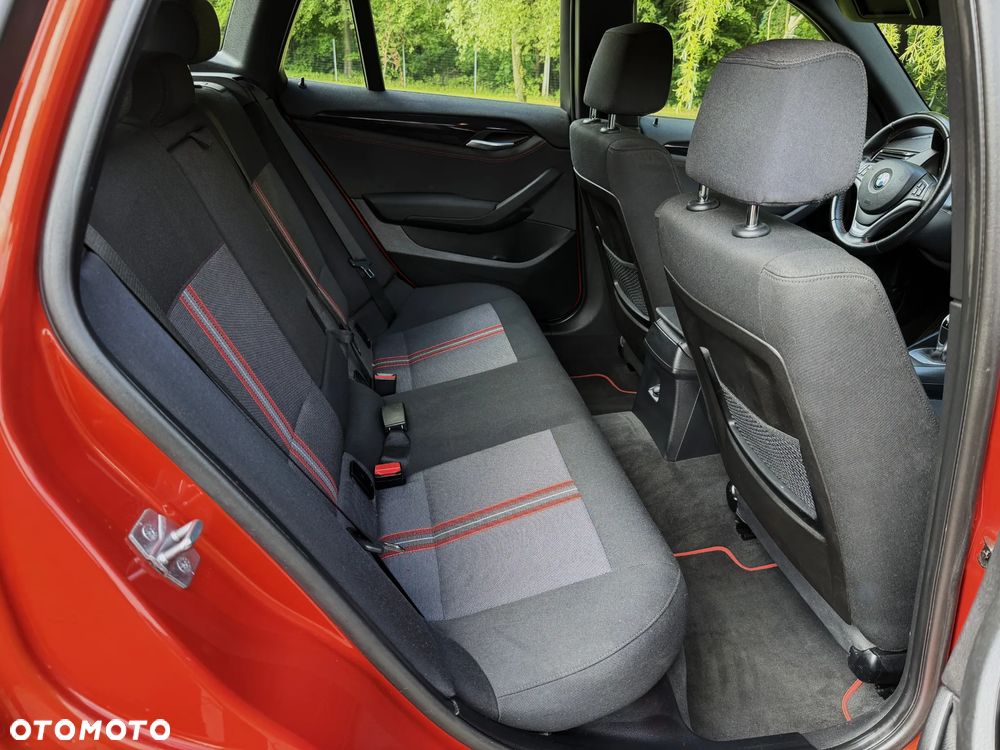 BMW X1 xDrive20d Sport Line - 20