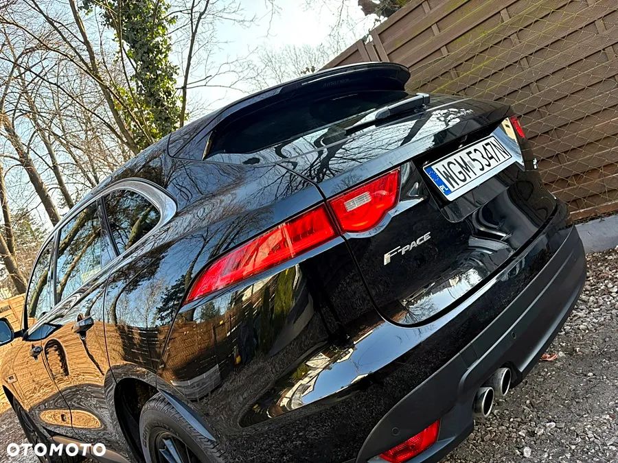 Jaguar F-Pace 20d AWD Prestige - 12