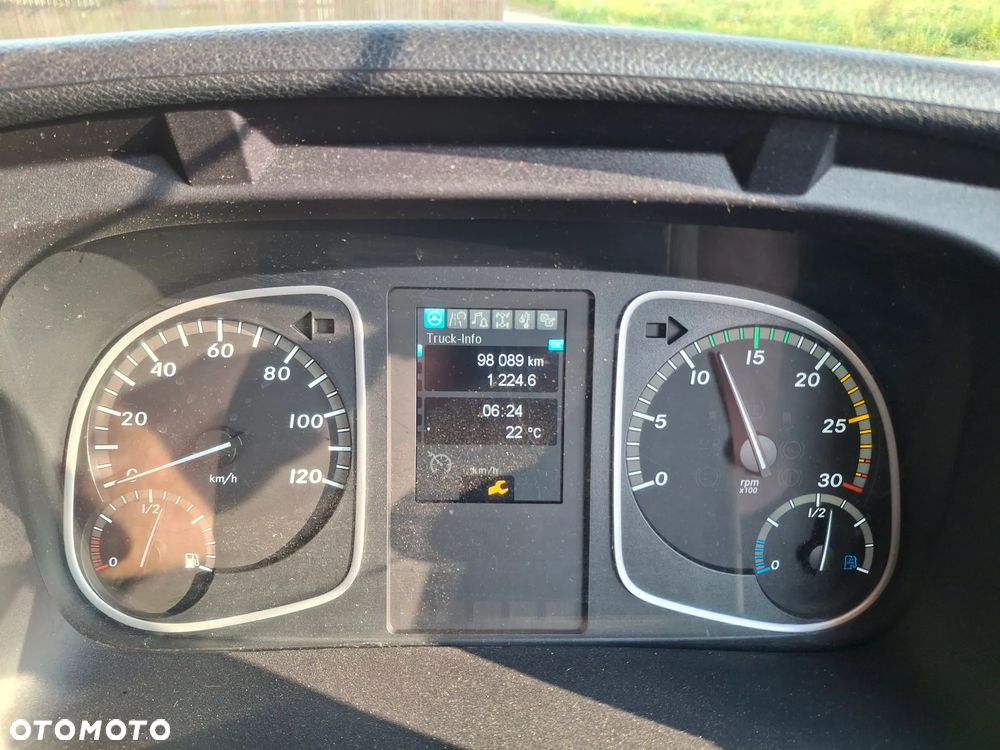 Mercedes-Benz Atego 1321 Zamiatarka BUCHER CityFant 5000 Euro 6 PM10 Rura Do Liści Studzienek Karcher Wysokiego Ciśnienia Napęd Hydrostatyczny - 31