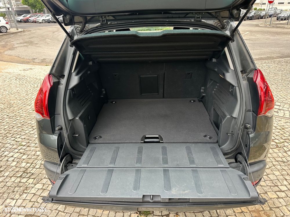 Peugeot 3008 1.6 BlueHDi Style EAT6 - 19
