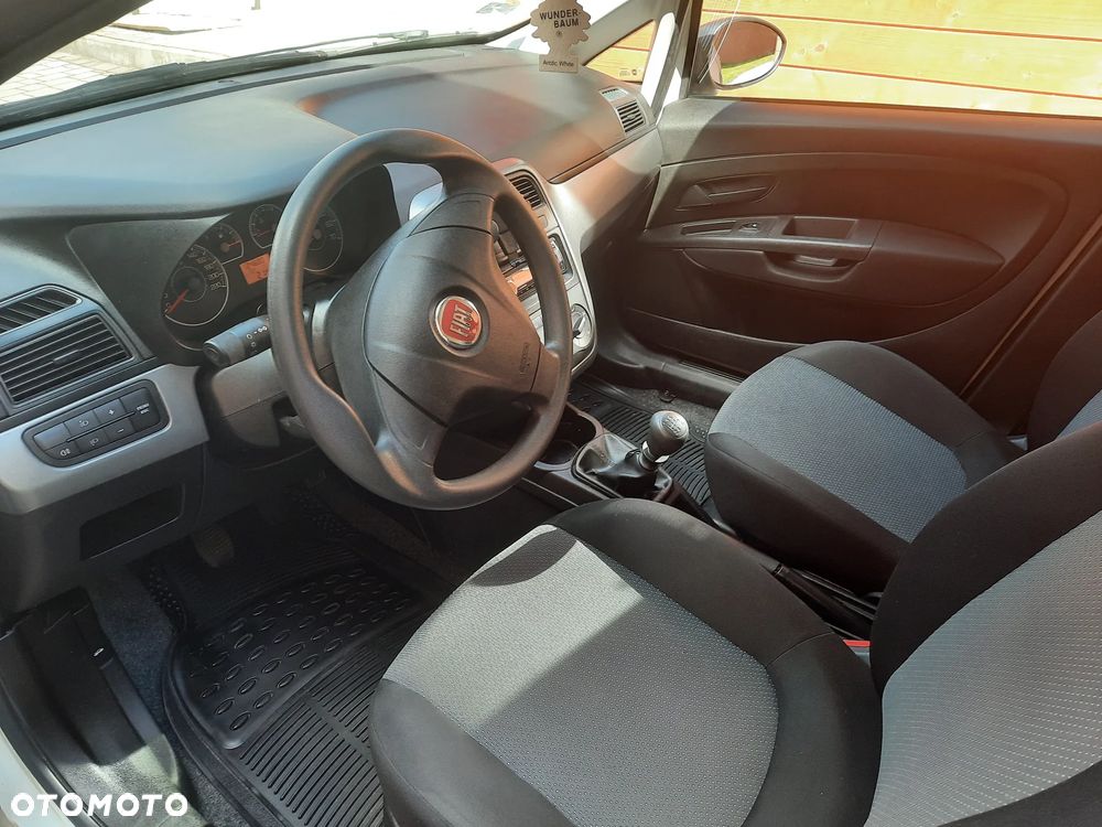 Fiat Punto - 8