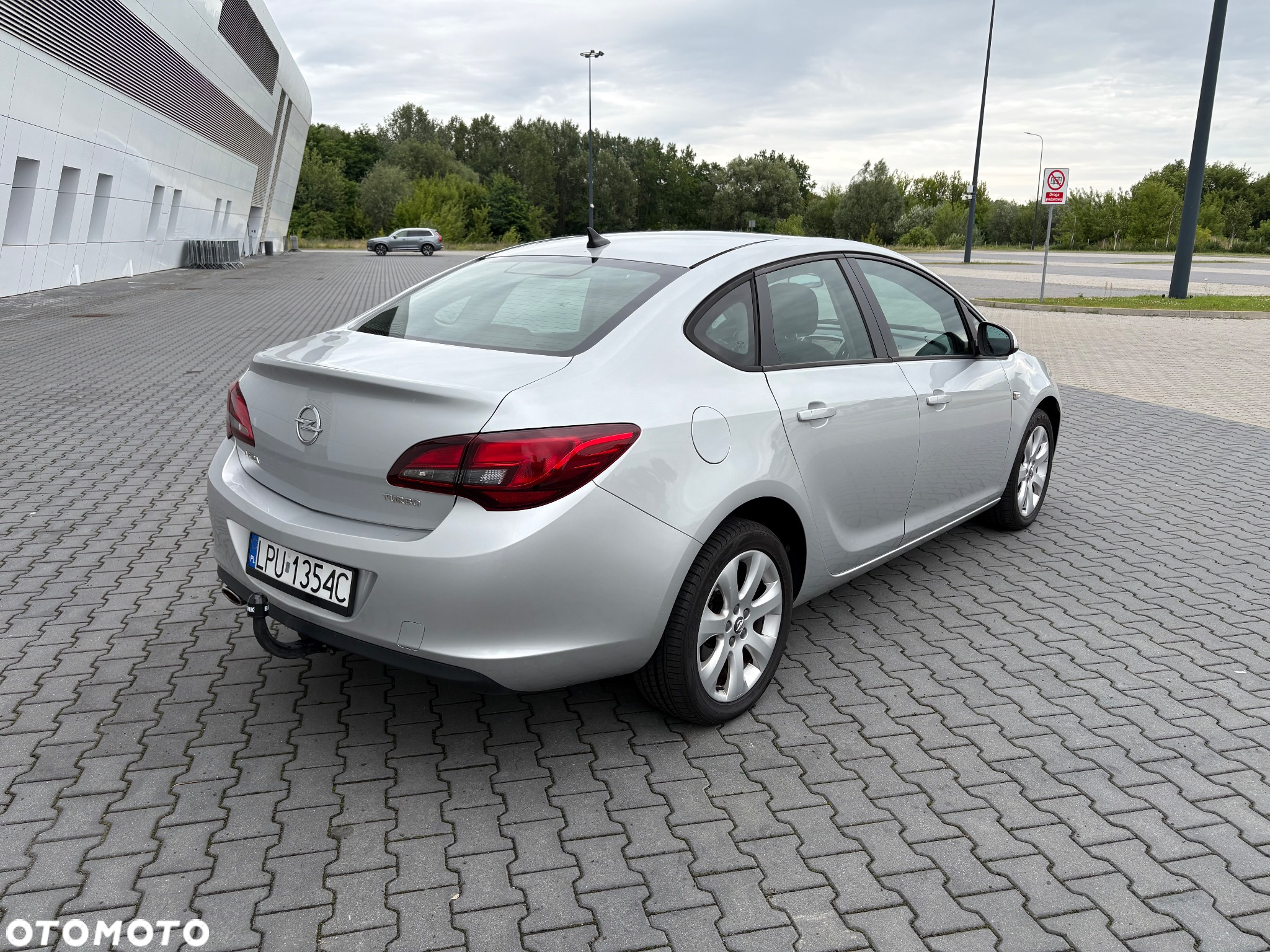 Opel Astra IV 1.4 T Business - 6