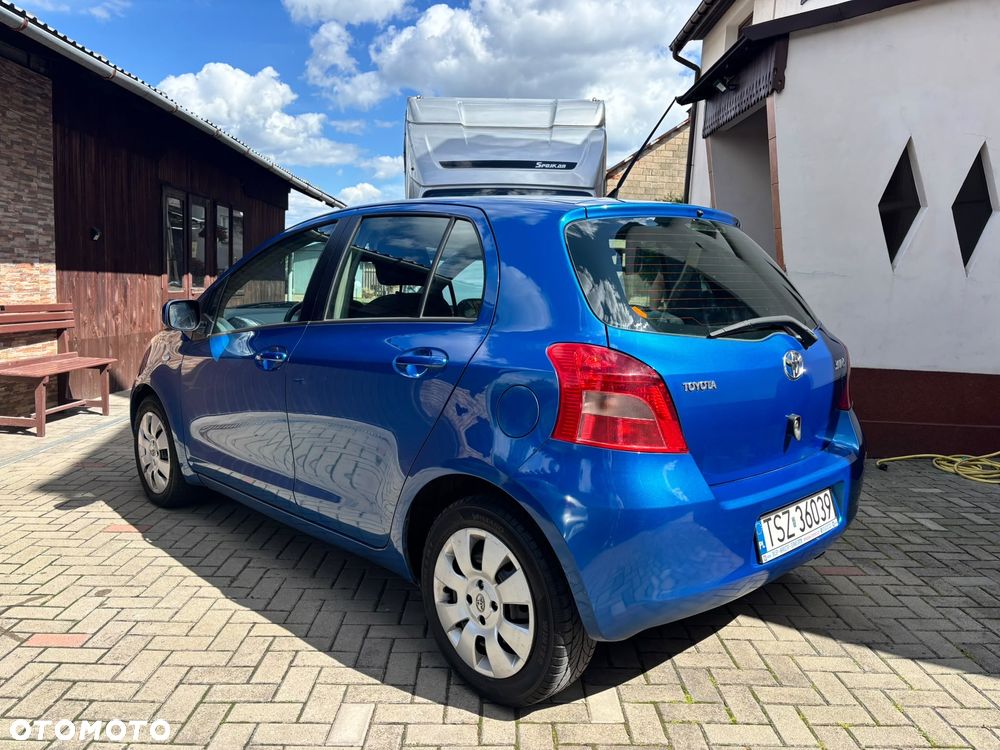 Toyota Yaris 1.3 Luna - 3