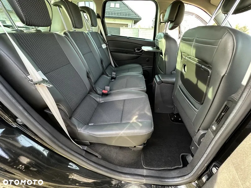 Renault Scenic - 29
