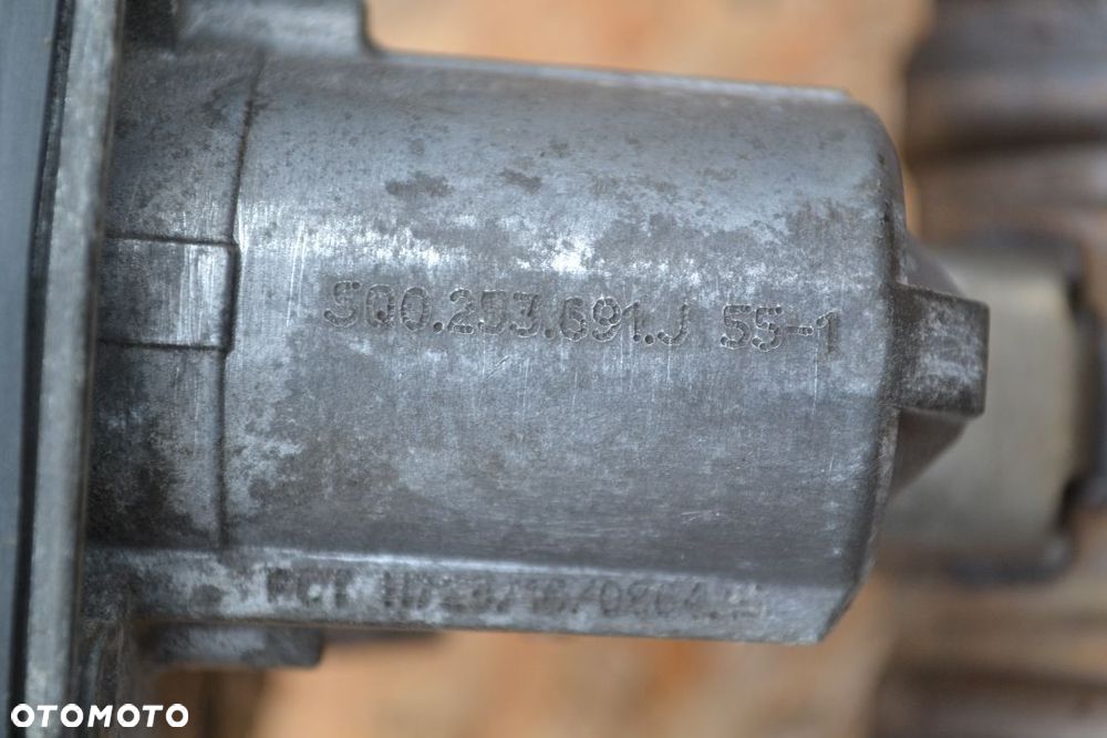 AUDI A3 8V 1,6 2,0 TDI PRZEPUSTNICA SPALIN 5Q0253691J RURA WYDECHOWA - 2