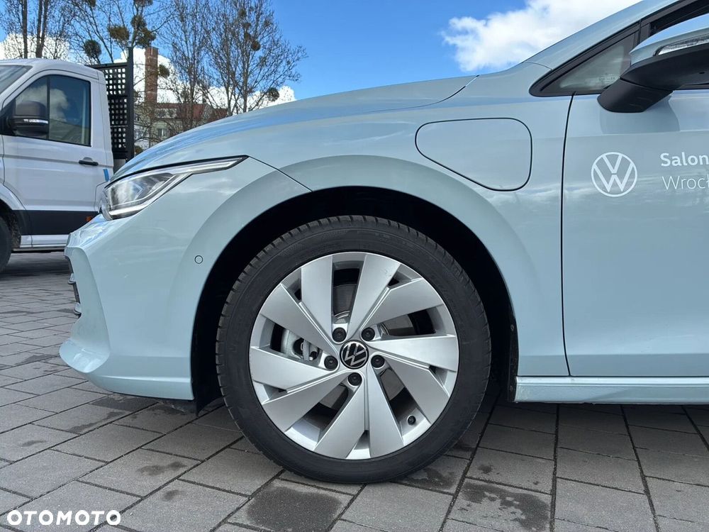 Volkswagen Golf - 30