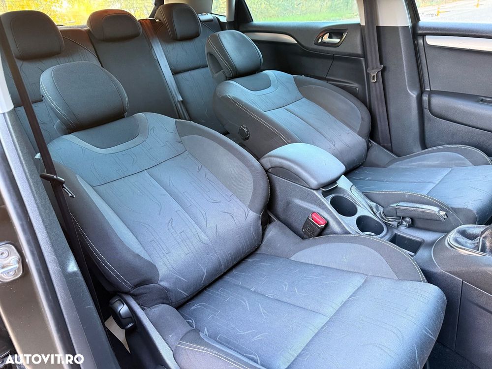 Citroën C4 1.6 HDI Style - 34