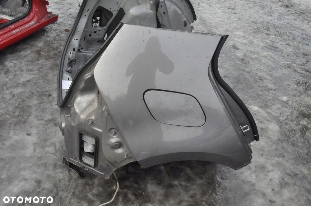 VW GOLF VII PAS TYŁ TYLNY WANNA LA7N HB 5D DUPA - 7