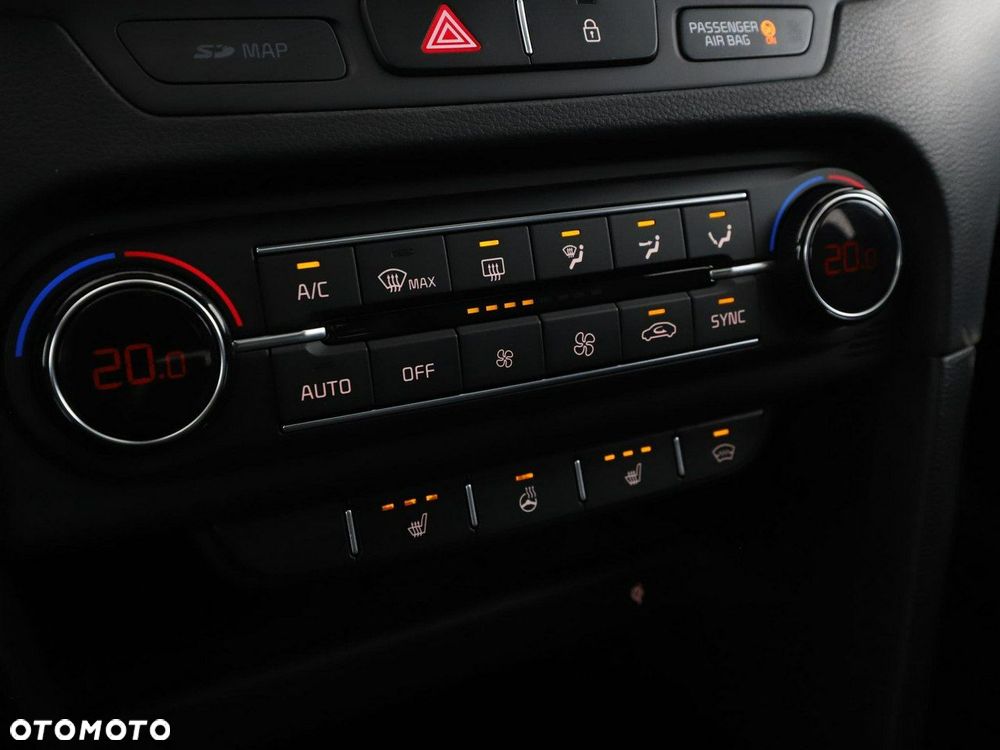 Kia ProCeed 1.6 T-GDI GT DCT - 26