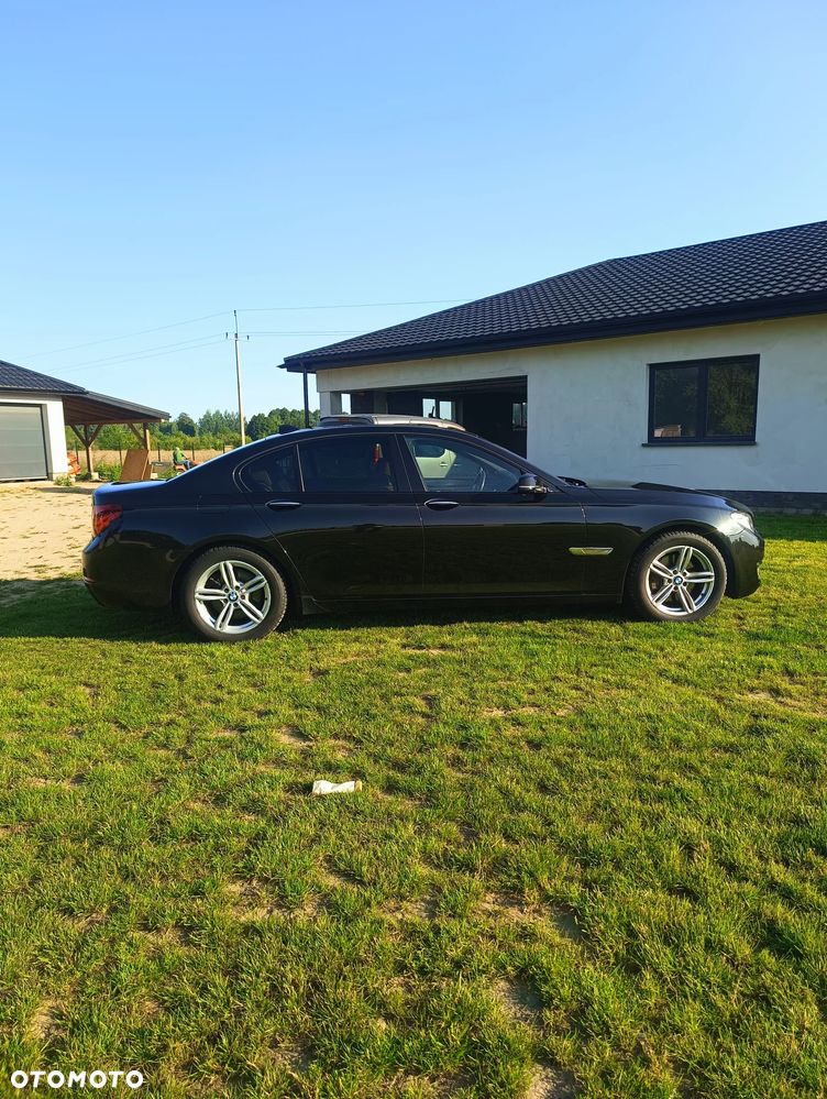 BMW Seria 7 730d xDrive Edition Exclusive - 7