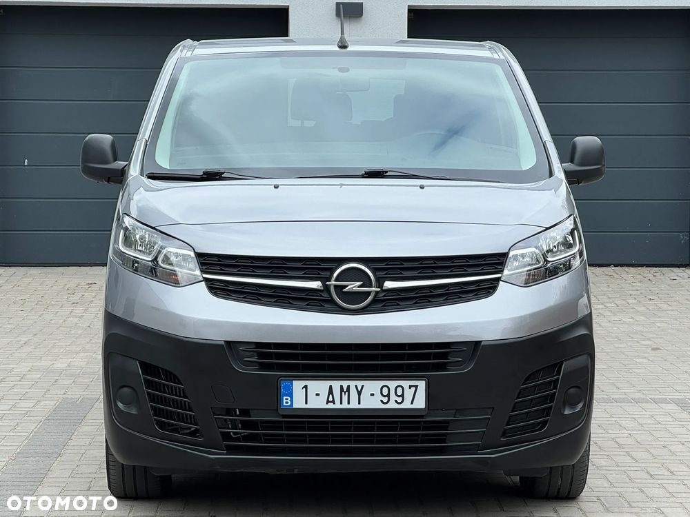 Opel Vivaro - 1
