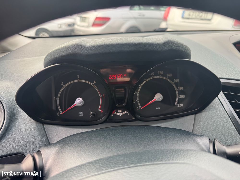 Ford Fiesta 1.4 TDCi Titanium - 13