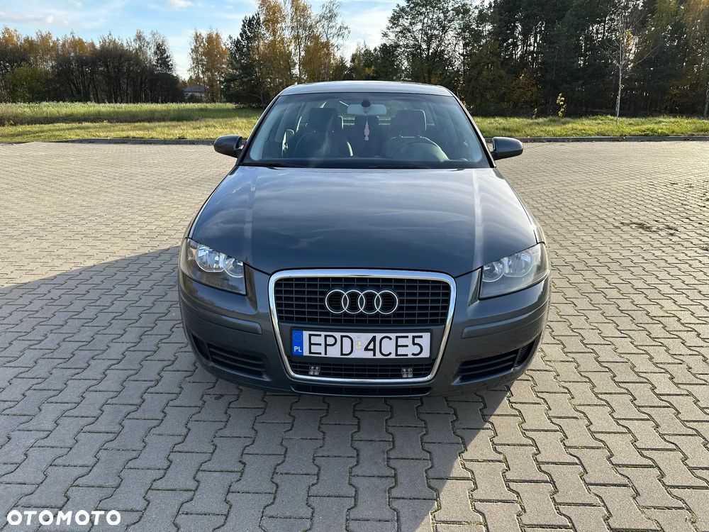 Audi A3 Sportback - 2