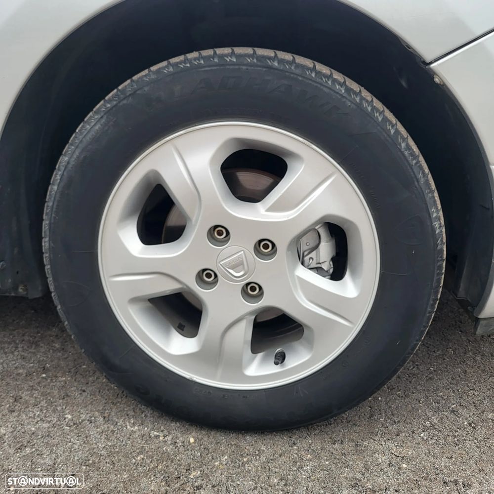 Dacia Logan MCV dCi 90 Laureate - 9