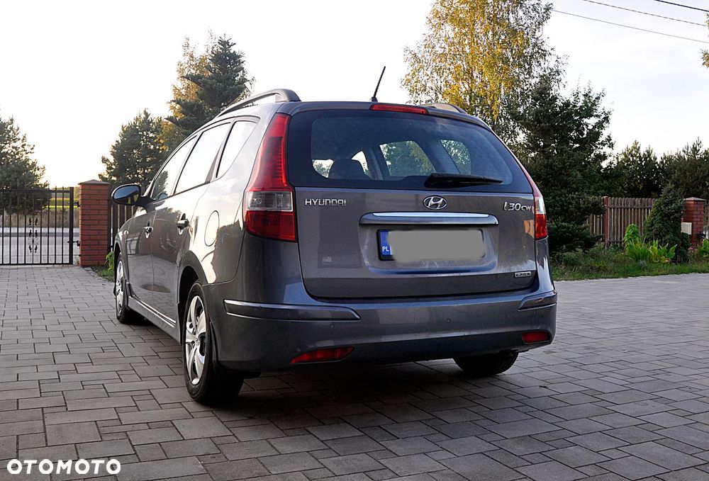 Hyundai i30 1.6 CRDi Comfort EU5 - 2