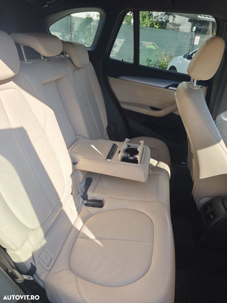 BMW X1 - 10