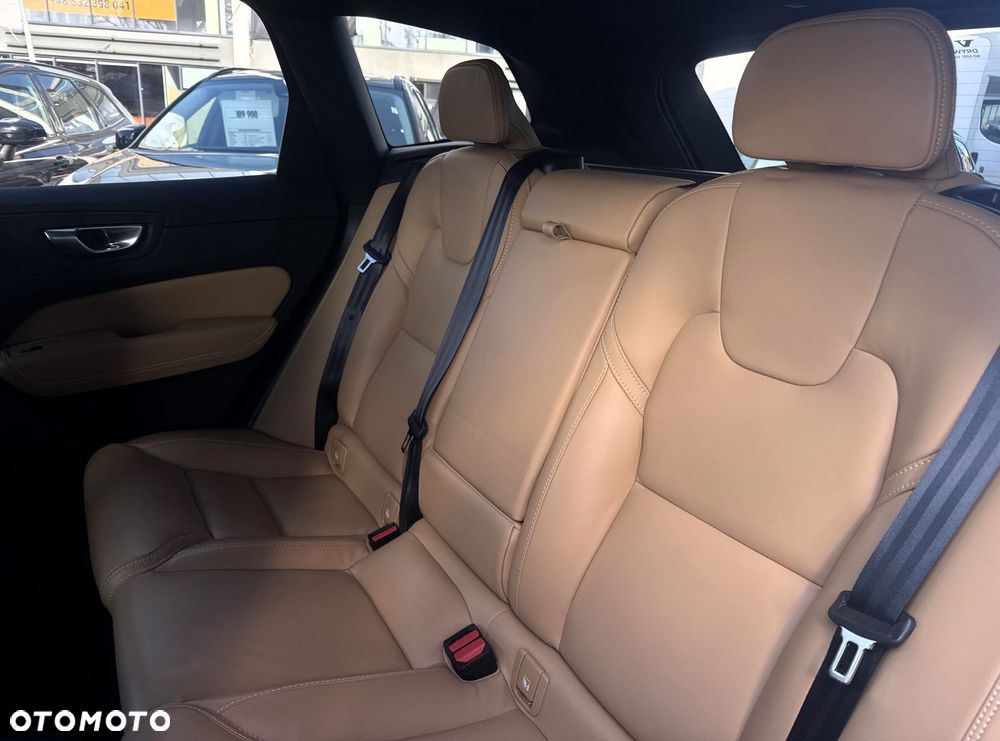 Volvo XC 60 - 28