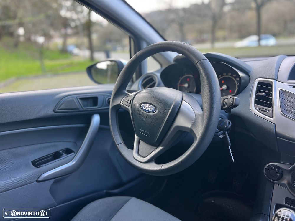Ford Fiesta 1.25 Trend - 11