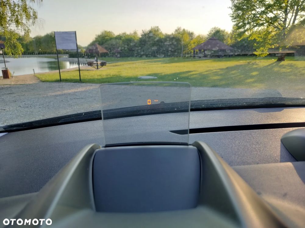 Peugeot 3008 1.6 Premium+ - 22