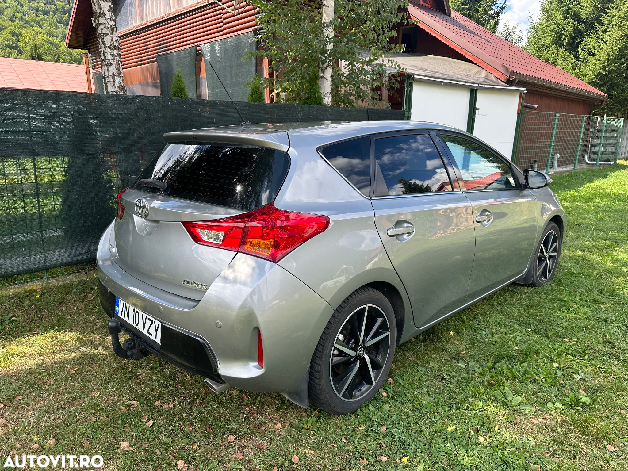 Toyota Auris 2.0 D-4D Edition - 3