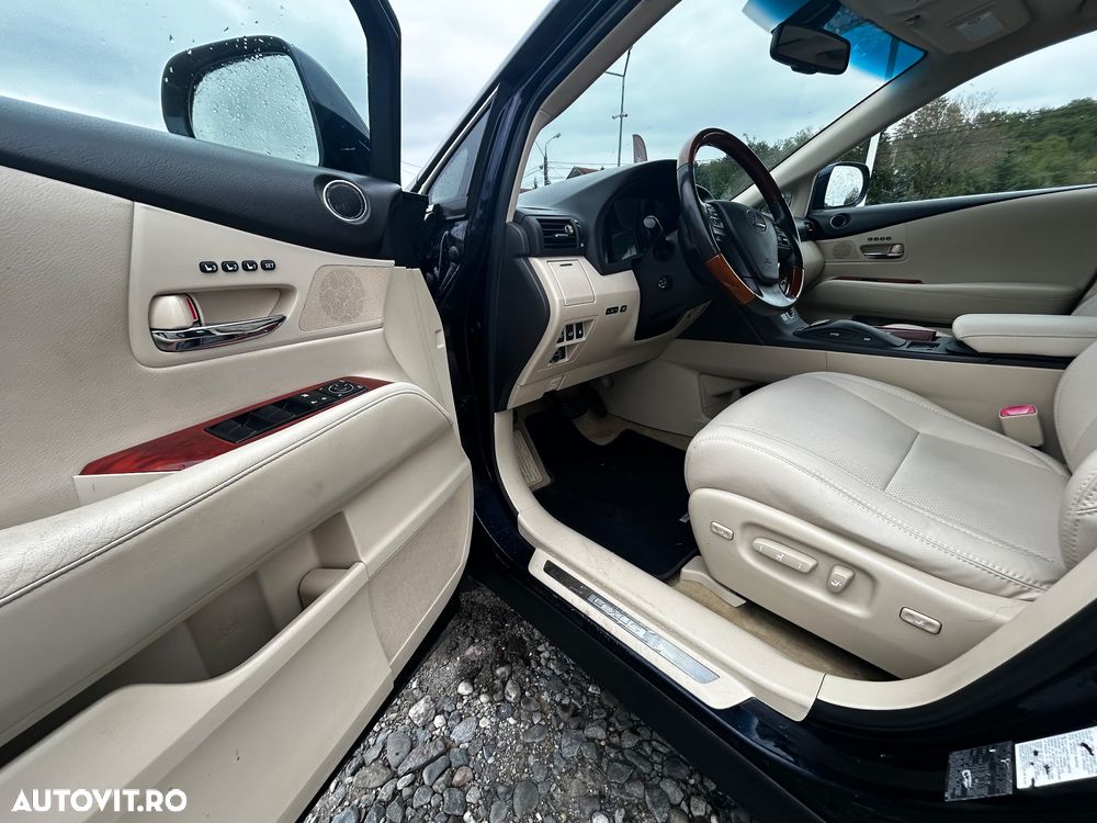 Lexus Seria RX - 3