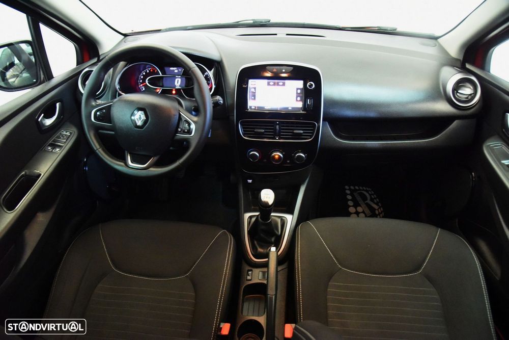Renault Clio 0.9 TCe Limited - 17