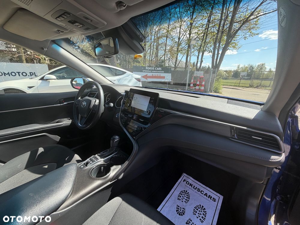 Toyota Camry 2.5 Hybrid Comfort CVT - 33