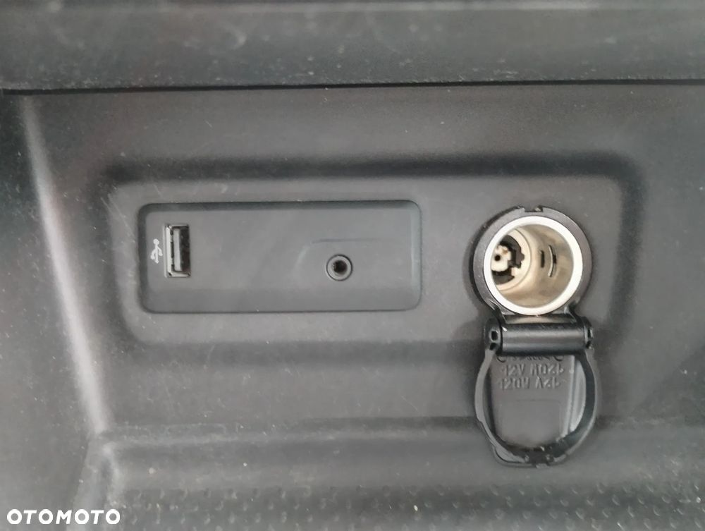 Renault Megane 1.5 Blue dCi Zen - 20