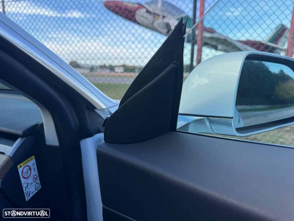Tesla Model 3 Standard RWD Plus - 33
