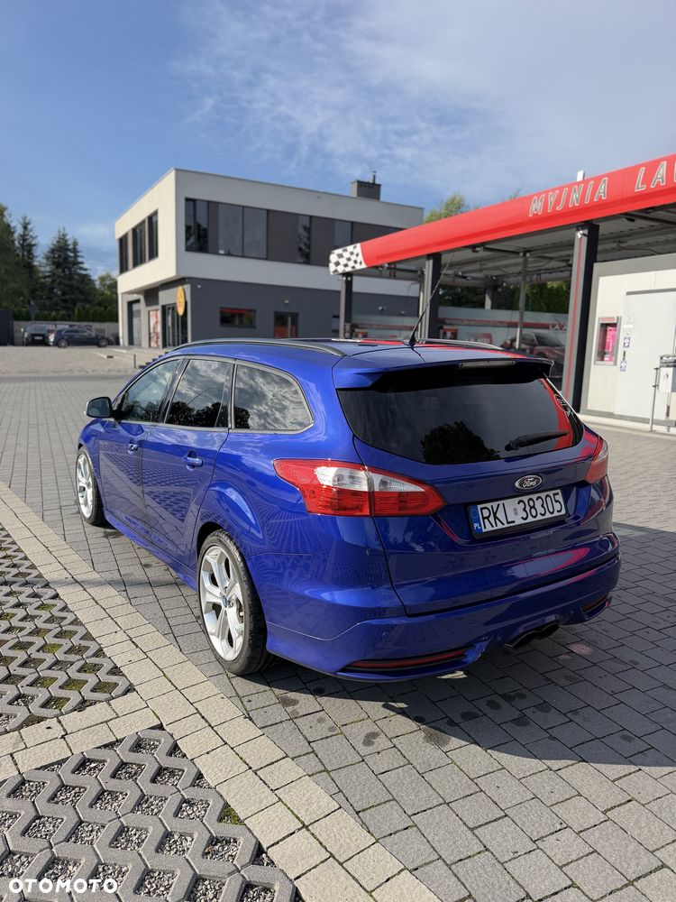Ford Focus - 7