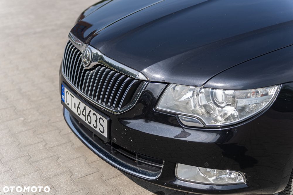 Skoda Superb 1.6 TDI Elegance - 8